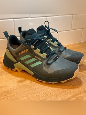 Adidas Terrex Swift R3 GTX GORE-TEX Womens Hiking Sneakers Teal Green Size W 7.5